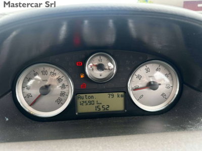 Lancia Ypsilon 1.2 Oro Plus (8)