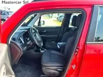 Jeep Renegade 1.3 T4 190CV PHEV 4xe AT6 Limited (5)