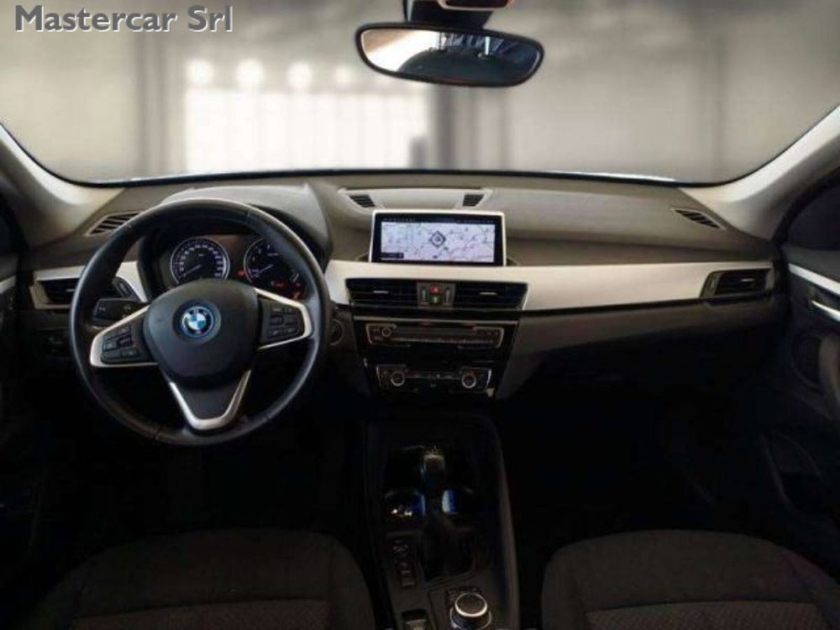 BMW X1 xDrive25e Business Advantage (6)