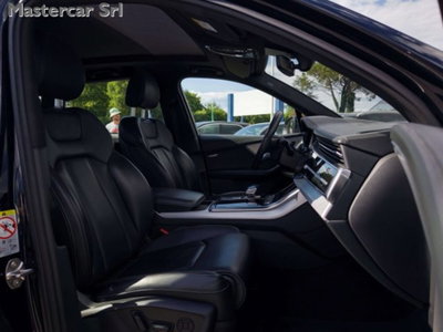 Audi Q7 50 TDI quattro tiptronic (14)