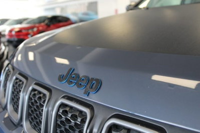 Jeep Compass 1.3 T4 240CV PHEV AT6 4xe Trailhawk (2)
