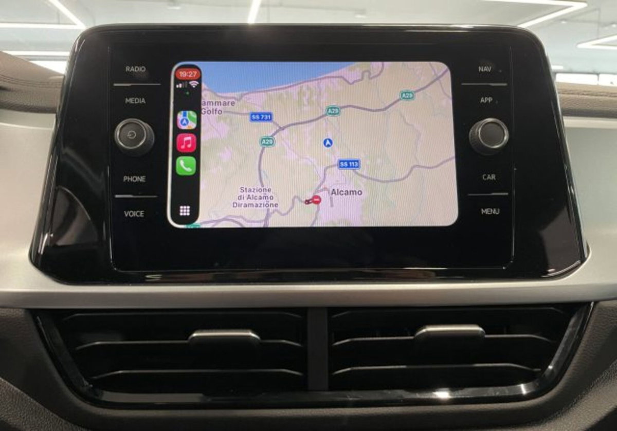 Volkswagen T-Roc 2.0 tdi Life 150cv dsg (17)