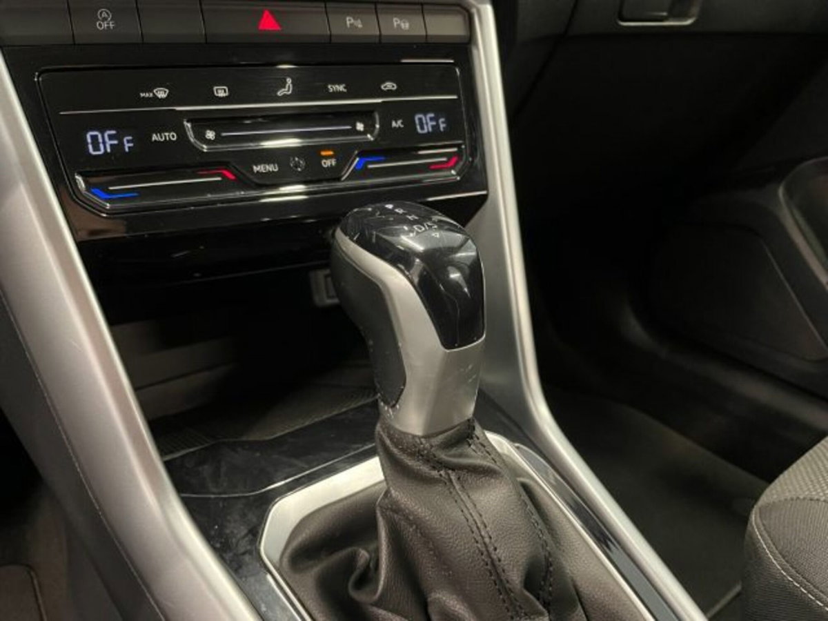 Volkswagen T-Roc 2.0 tdi Life 150cv dsg (19)