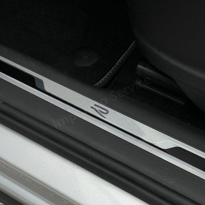 Volkswagen Tiguan Allspace 2.0 TDI SCR DSG 4MOTION R-Line (18)
