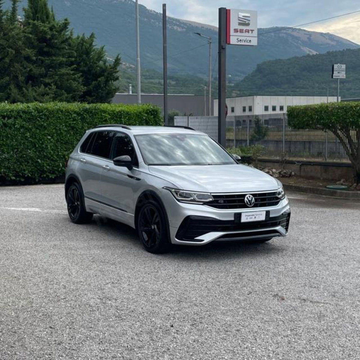 Volkswagen Tiguan Allspace 2.0 TDI SCR DSG 4MOTION R-Line (4)