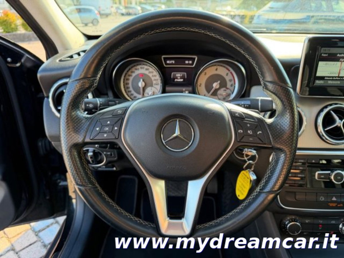 Mercedes-Benz GLA SUV 200 CDI Automatic Sport (6)