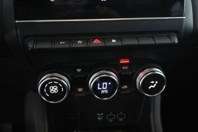 Renault Captur Full Hybrid E-Tech 145 CV Rive Gauche (13)