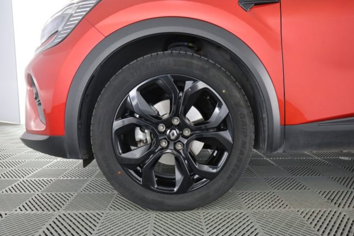 Renault Captur Full Hybrid E-Tech 145 CV Rive Gauche (8)
