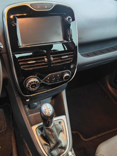 Renault Clio Sporter 1.5 dCi 8V 90CV EDC Energy (6)