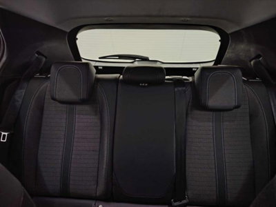 Peugeot 2008 PureTech 100 S&S Allure (8)