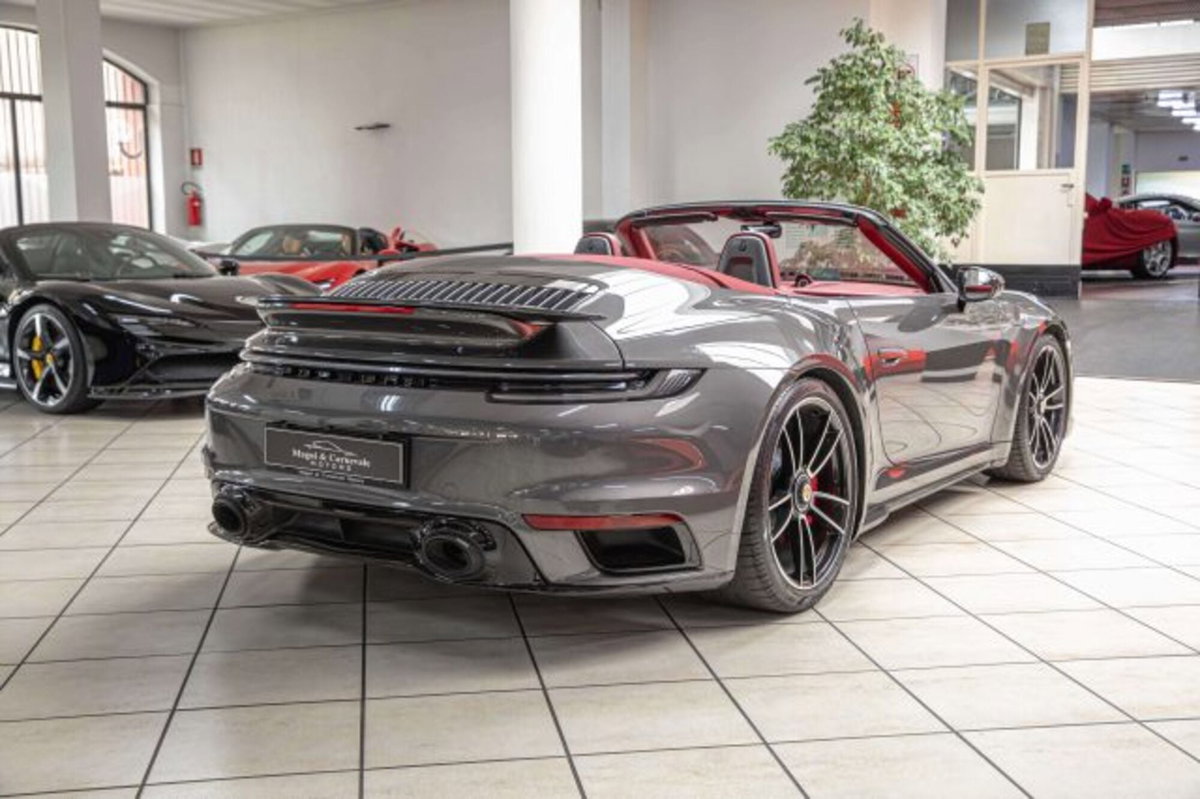 Porsche 911 Cabrio Cabrio 3.7 Turbo S auto (7)