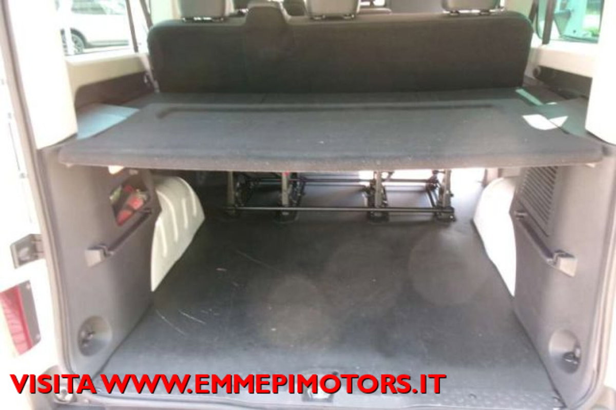 Renault Trafic Furgone BluedCi 110CV PL-TN Intens (17)