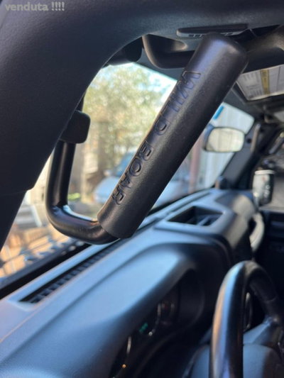 Jeep Wrangler Unlimited 2.8 CRD DPF Rubicon Auto (14)