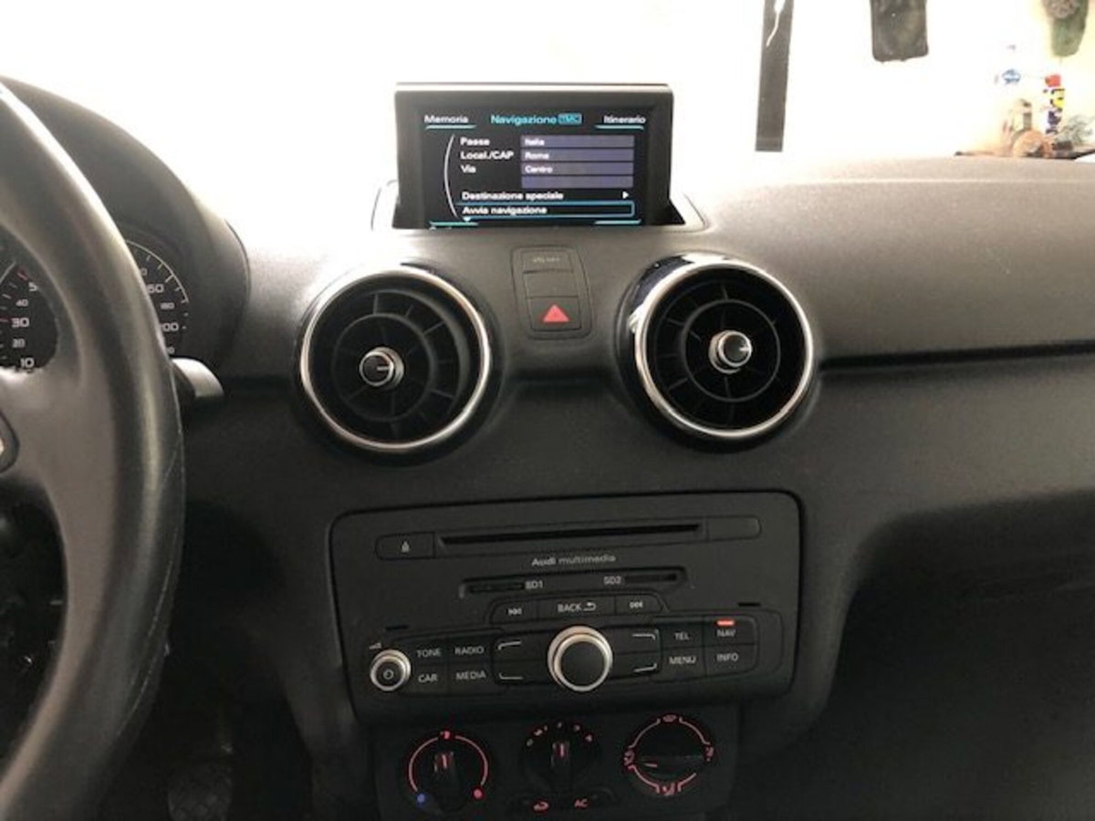 Audi A1 Sportback 1.2 TFSI S line edition plus (8)