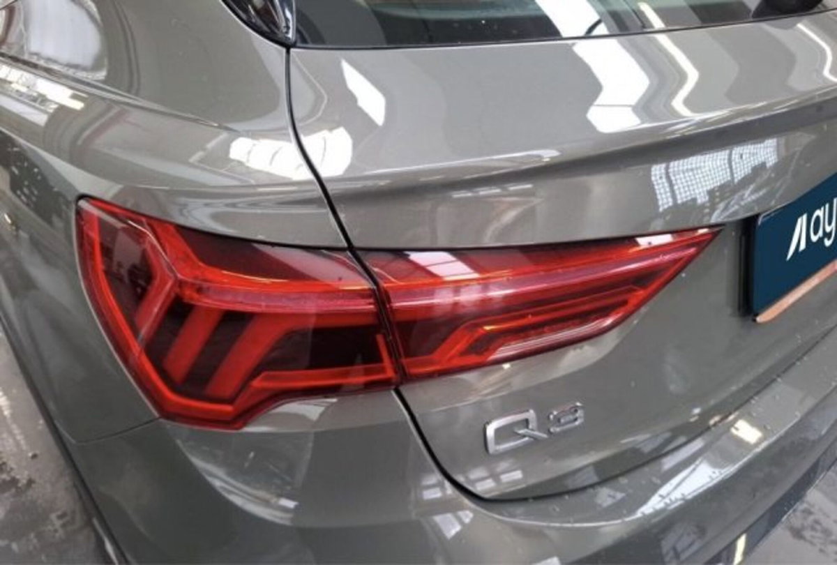 Audi Q3 Sportback 45 TFSI e S tronic Business Plus (10)