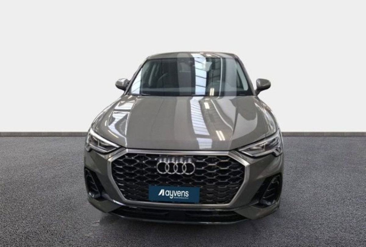 Audi Q3 Sportback 45 TFSI e S tronic Business Plus (2)