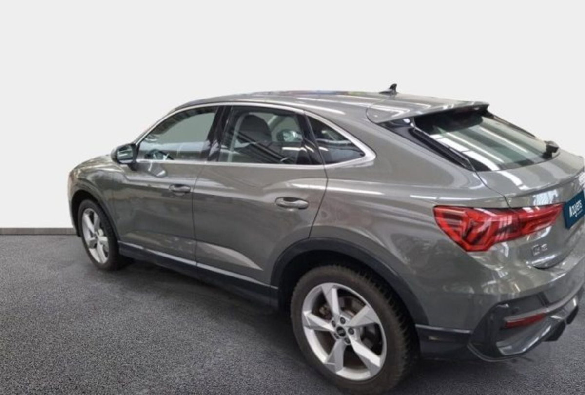 Audi Q3 Sportback 45 TFSI e S tronic Business Plus (6)