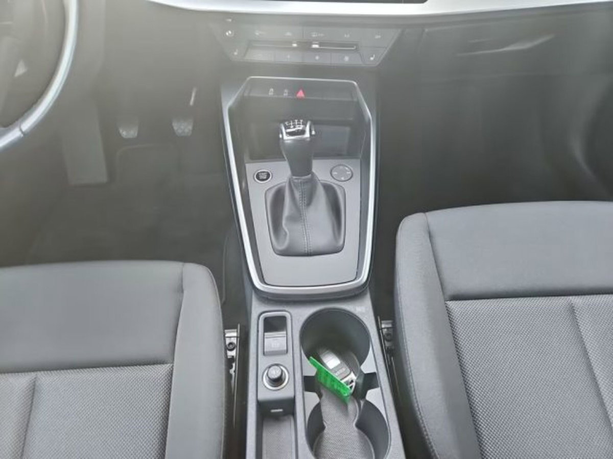 Audi A3 Sportback 30 TFSI (12)