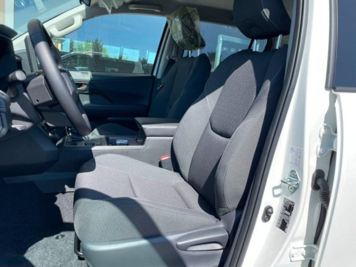Toyota Hilux 2.8 d-4d 48V double cab Icon auto (20)