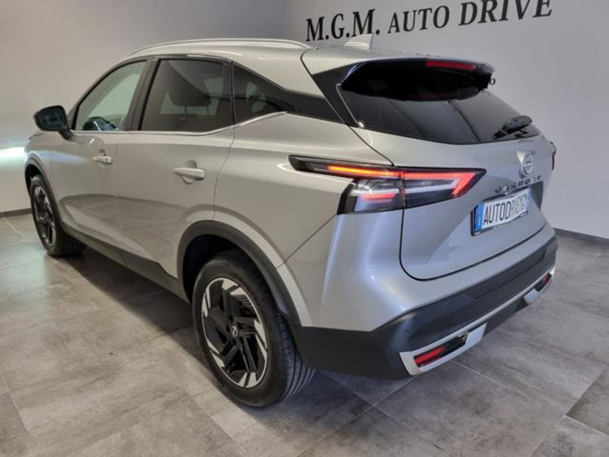Nissan Qashqai 1.3 mhev N-Connecta 4wd 158cv xtronic (16)