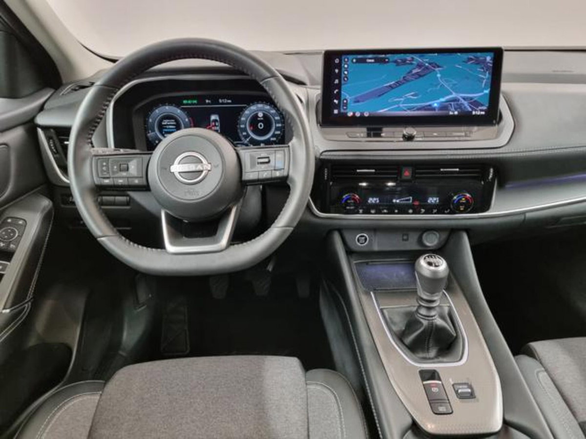 Nissan Qashqai 1.3 mhev N-Connecta 2wd 140cv (16)