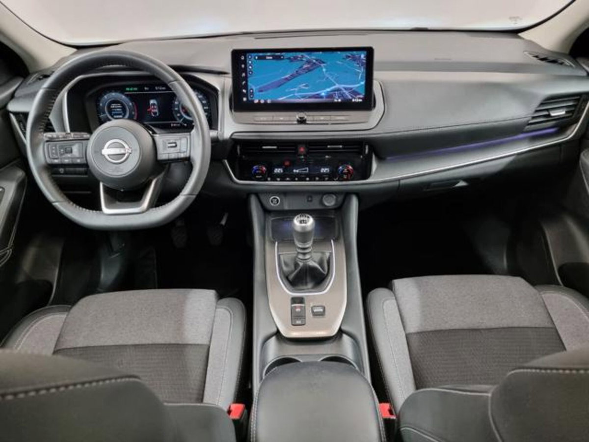 Nissan Qashqai 1.3 mhev N-Connecta 2wd 140cv (6)