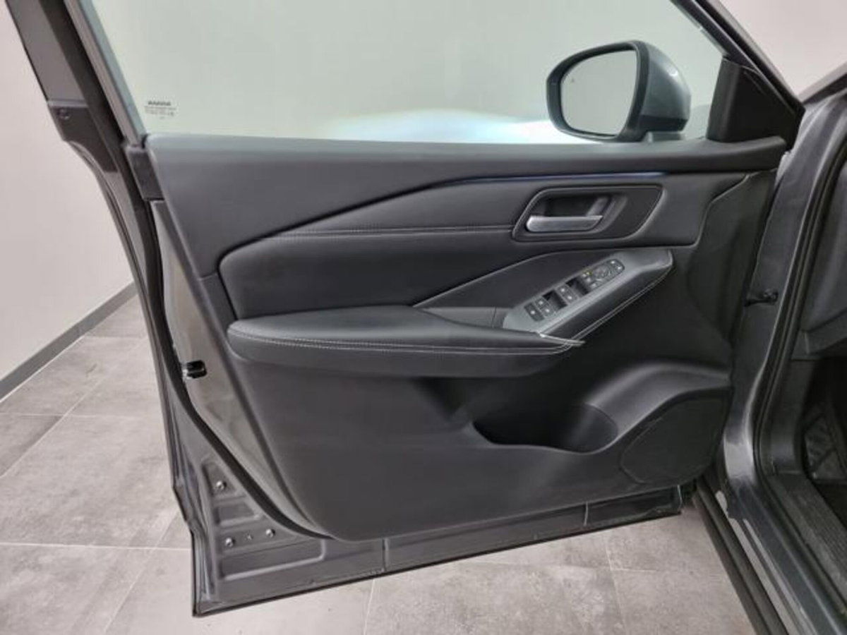 Nissan Qashqai 1.3 mhev N-Connecta 2wd 140cv (19)