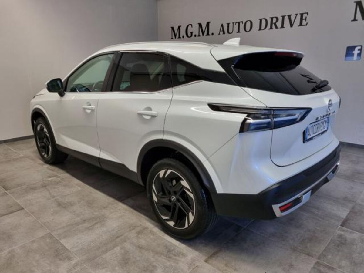 Nissan Qashqai 1.3 mhev N-Connecta 4wd 158cv xtronic (18)