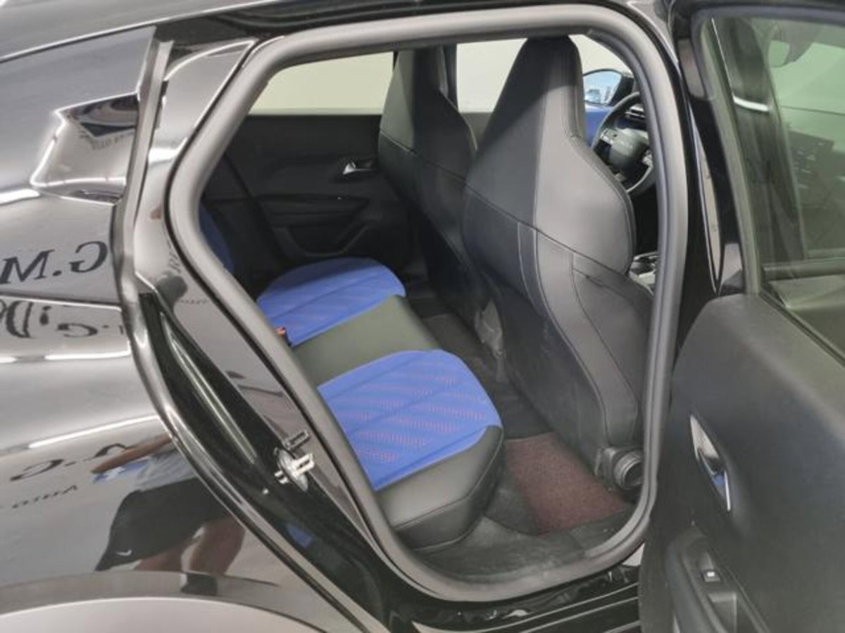 Lancia Ypsilon 54kWh HF Line 156cv (19)