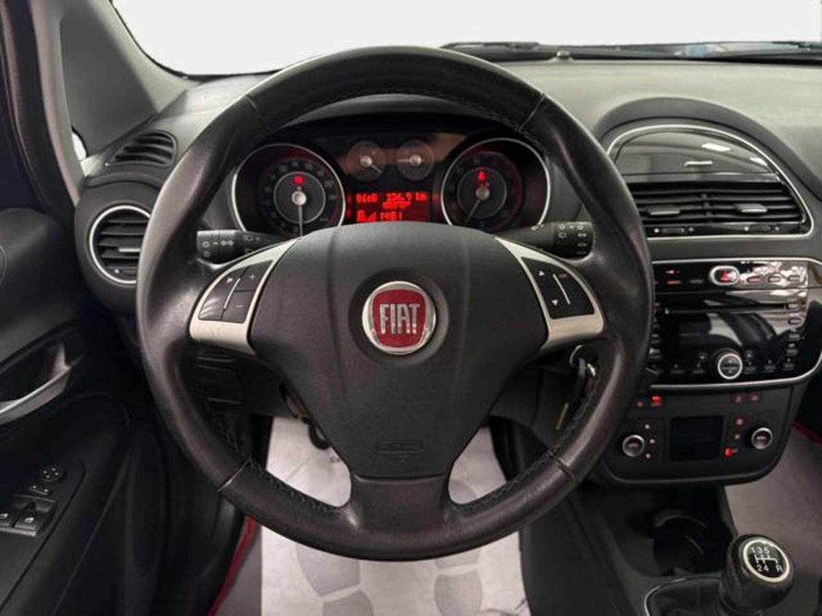 Fiat Punto 1.4 8V 5 porte Natural Power Lounge (8)