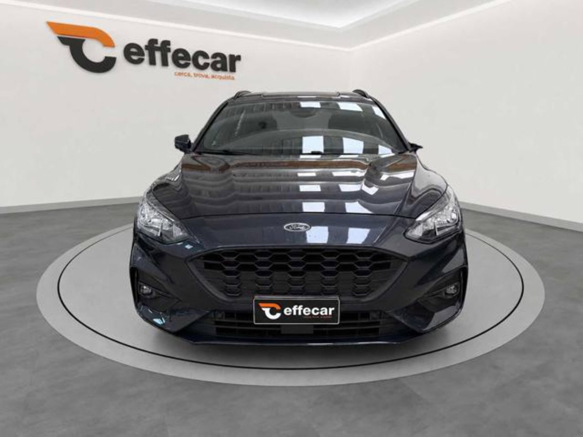 Ford Focus Station Wagon 1.5 EcoBlue 120 CV automatico SW ST-Line Co-Pilot (2)
