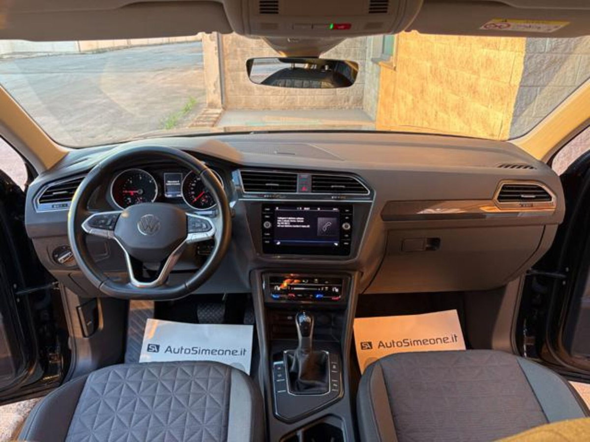 Volkswagen Tiguan 2.0 TDI 150 CV SCR DSG 4MOTION Life (13)