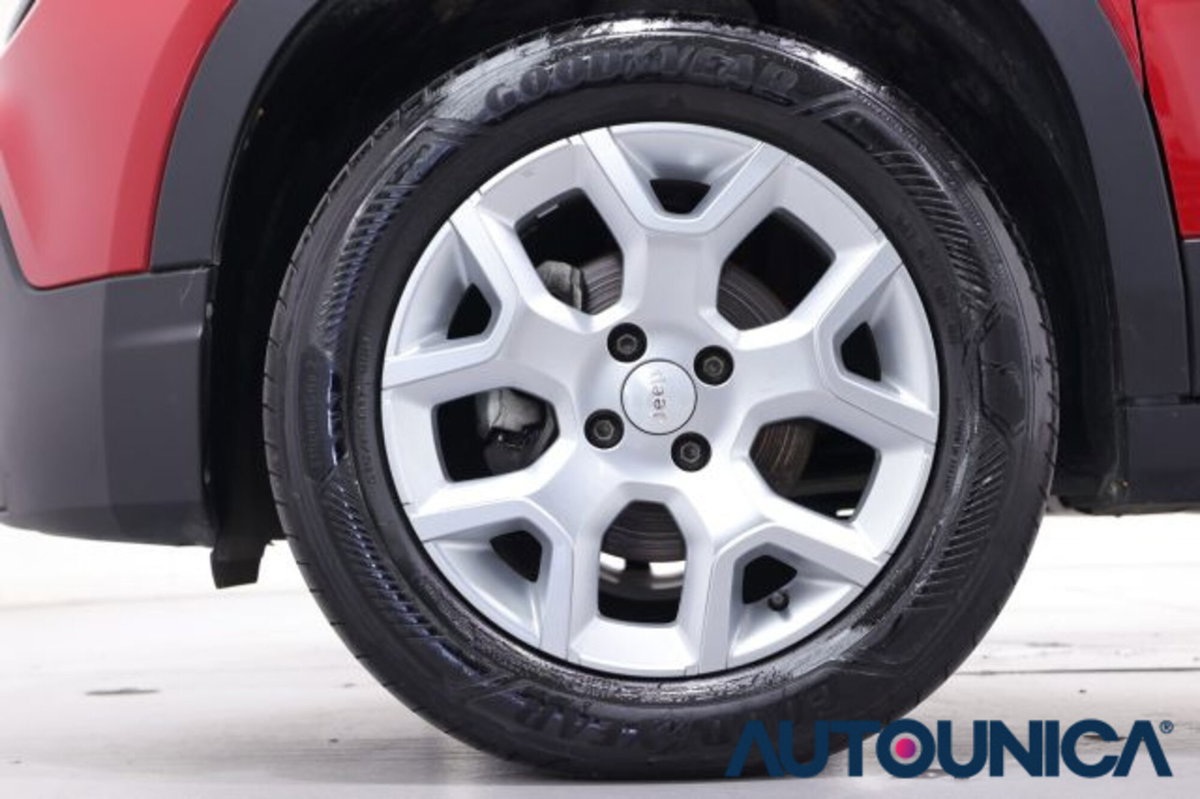 Jeep Avenger 1.2 turbo Altitude fwd 100cv (13)