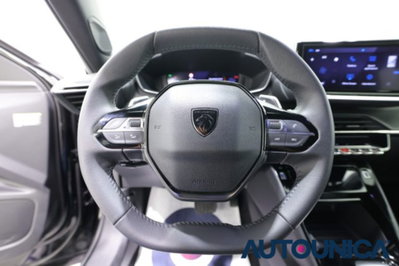 Peugeot 2008 50 kWh Allure (7)