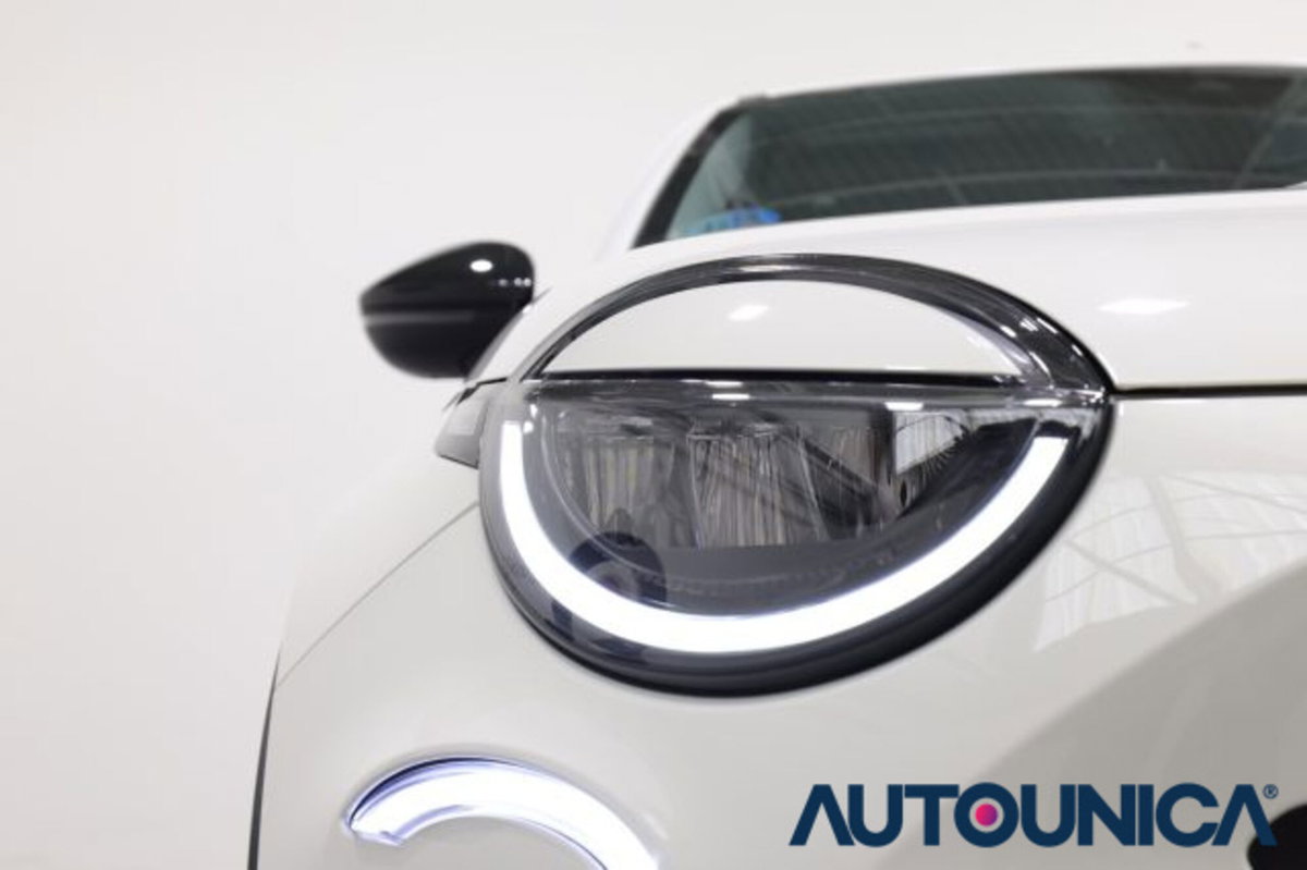 Fiat 600 1.2 Business 100cv (11)