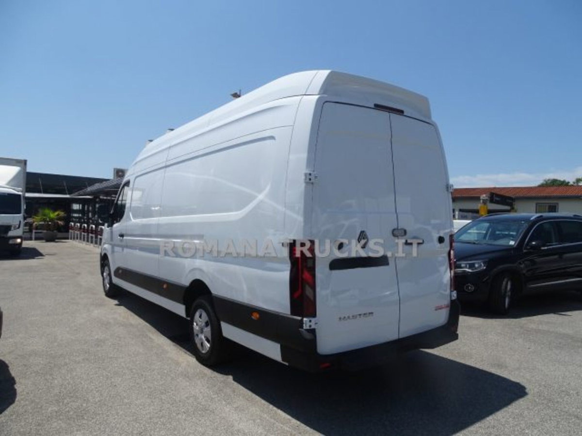 Renault Master Furgone T35 2.0 blue dci 150cv L3H2 EVIE (5)