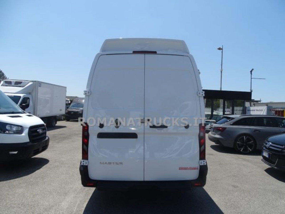 Renault Master Furgone T35 2.0 blue dci 150cv L3H2 EVIE (6)