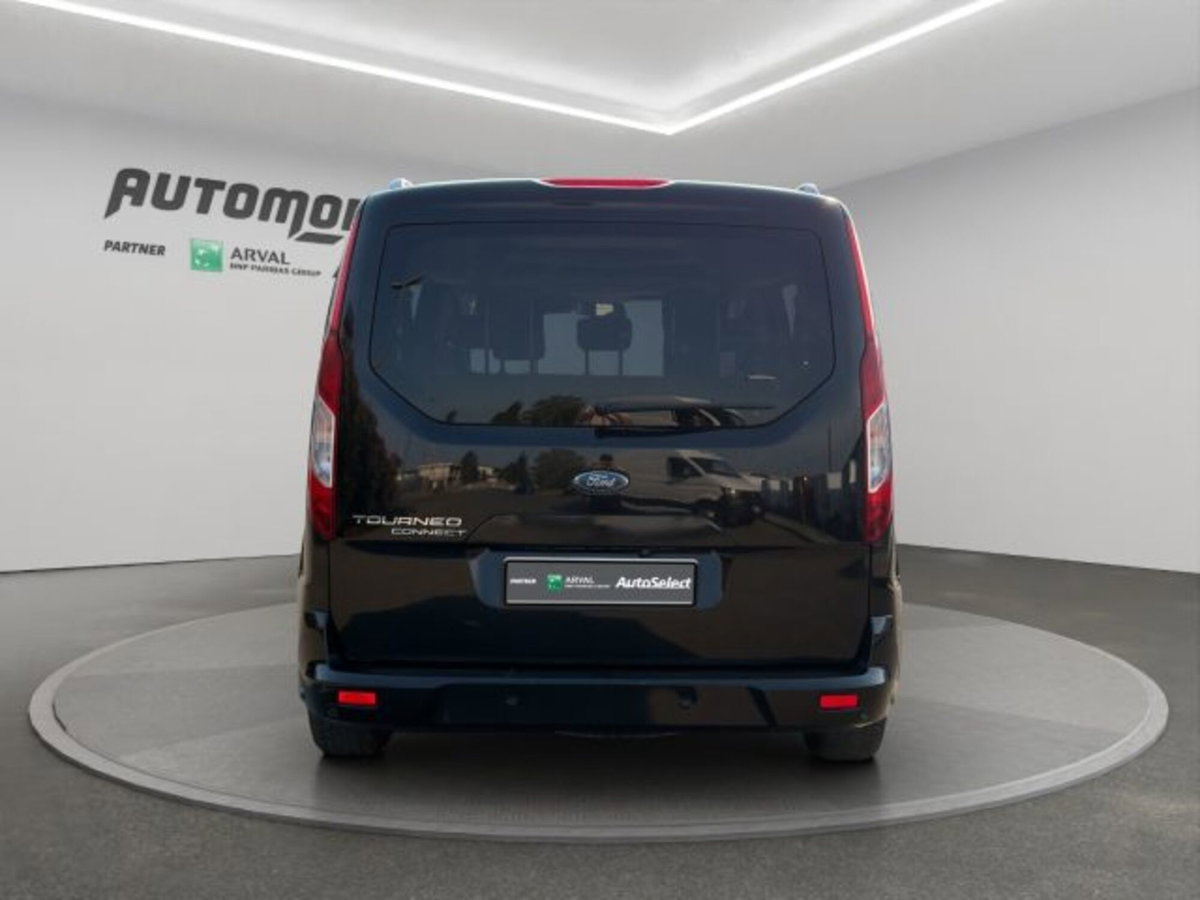 Ford Tourneo Connect 7 1.5 TDCi 120 CV Plus (5)