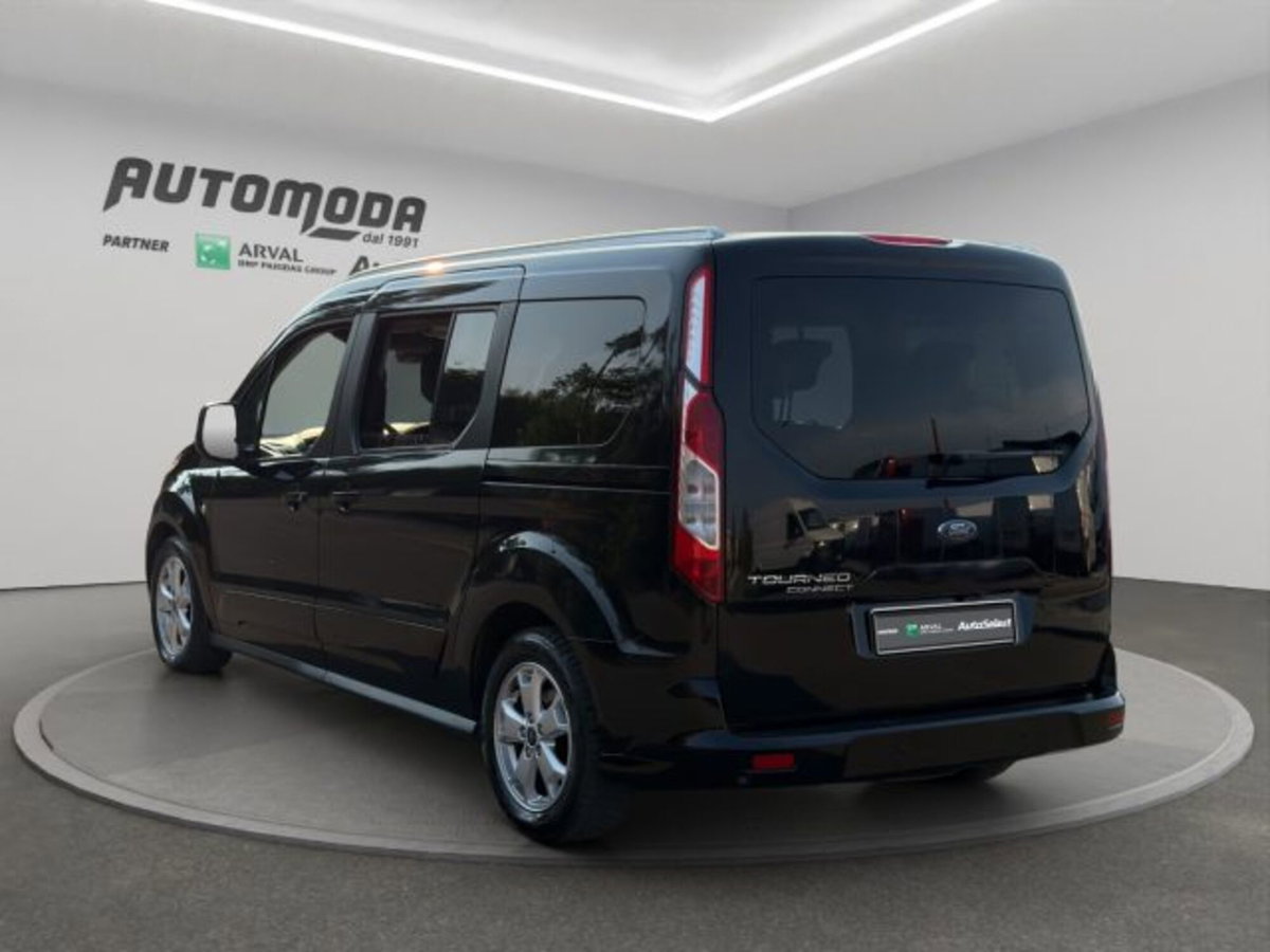 Ford Tourneo Connect 7 1.5 TDCi 120 CV Plus (6)