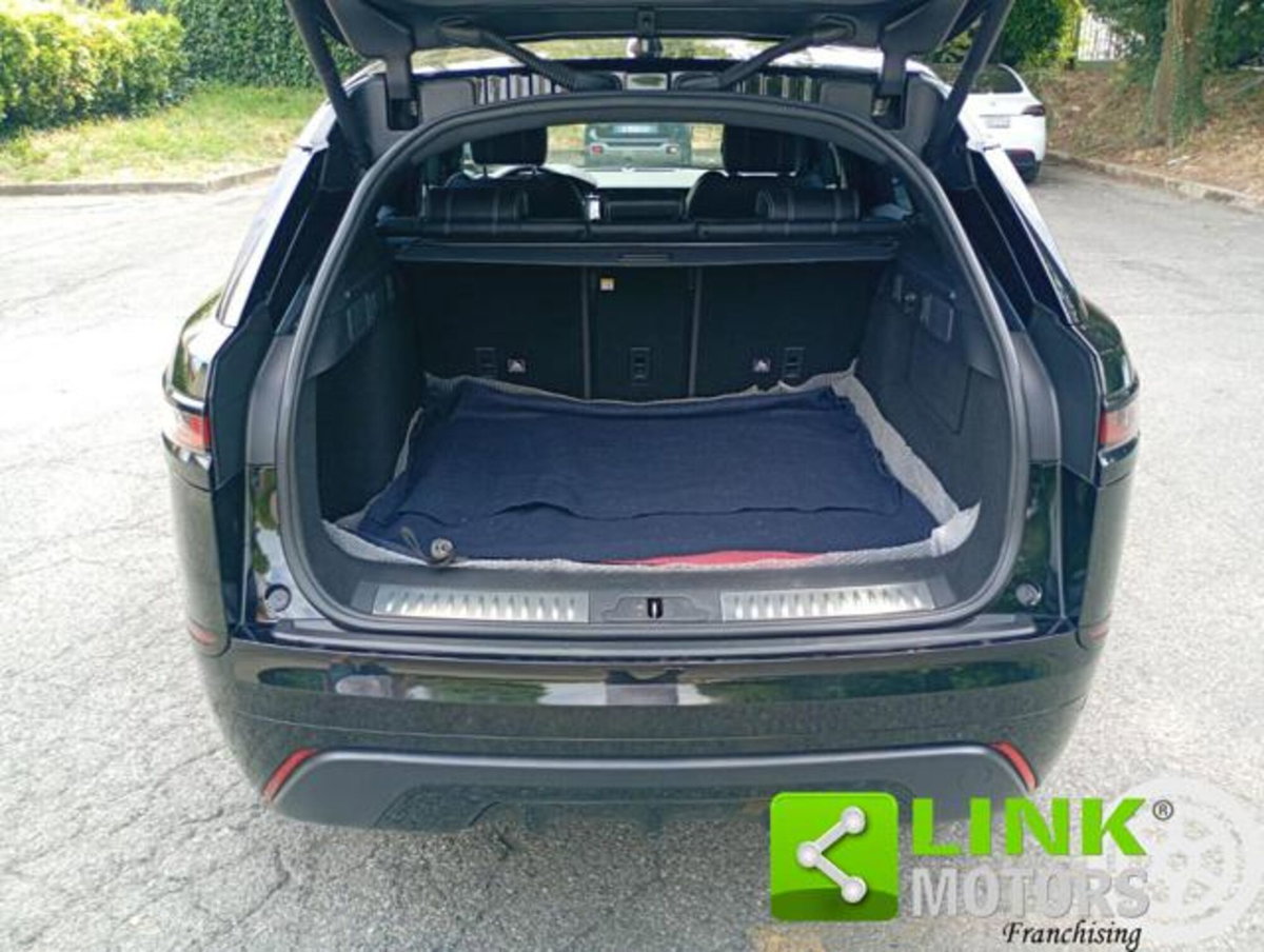 Land Rover Range Rover Velar 2.0 Si4 250 CV R-Dynamic S (9)