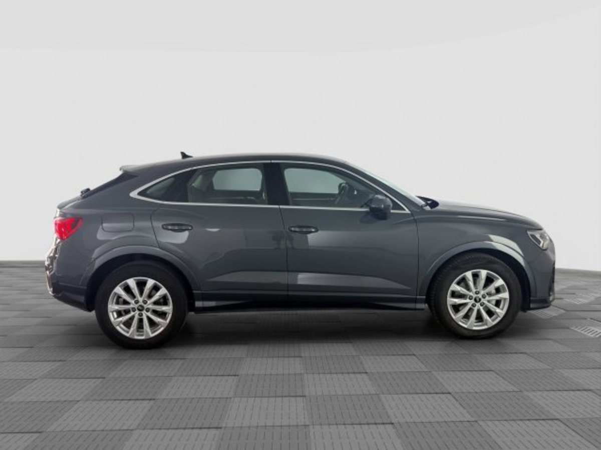 Audi Q3 Sportback 35 TDI quattro S tronic Business Plus (6)