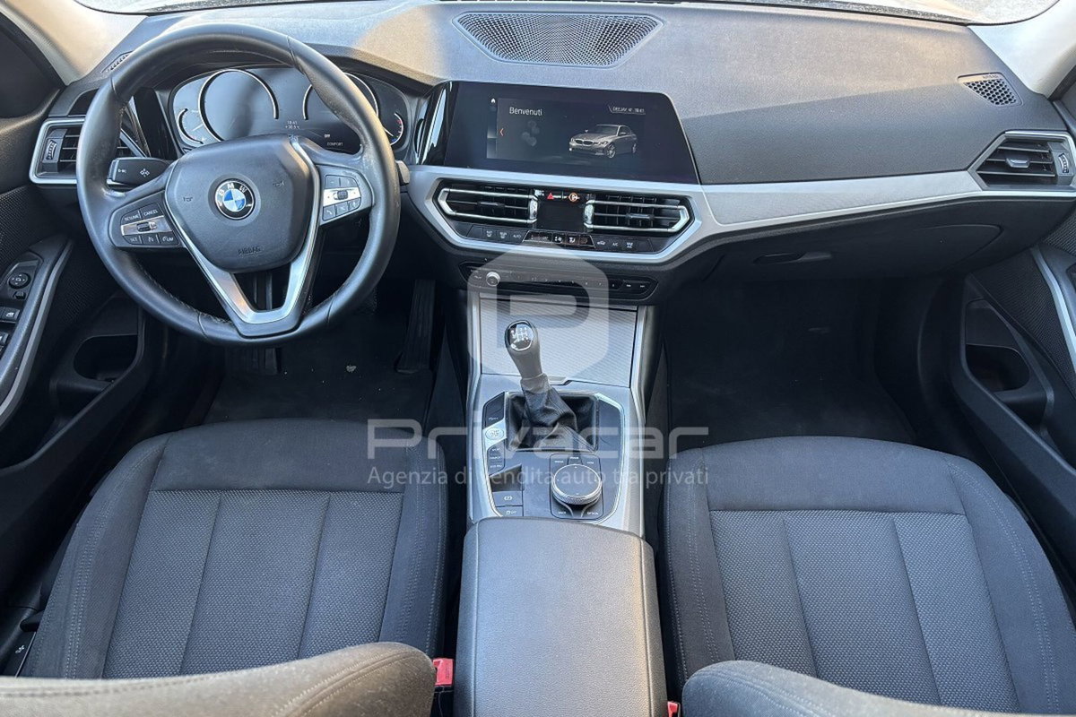 BMW Serie 3 318d (10)