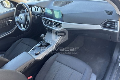 BMW Serie 3 318d (11)
