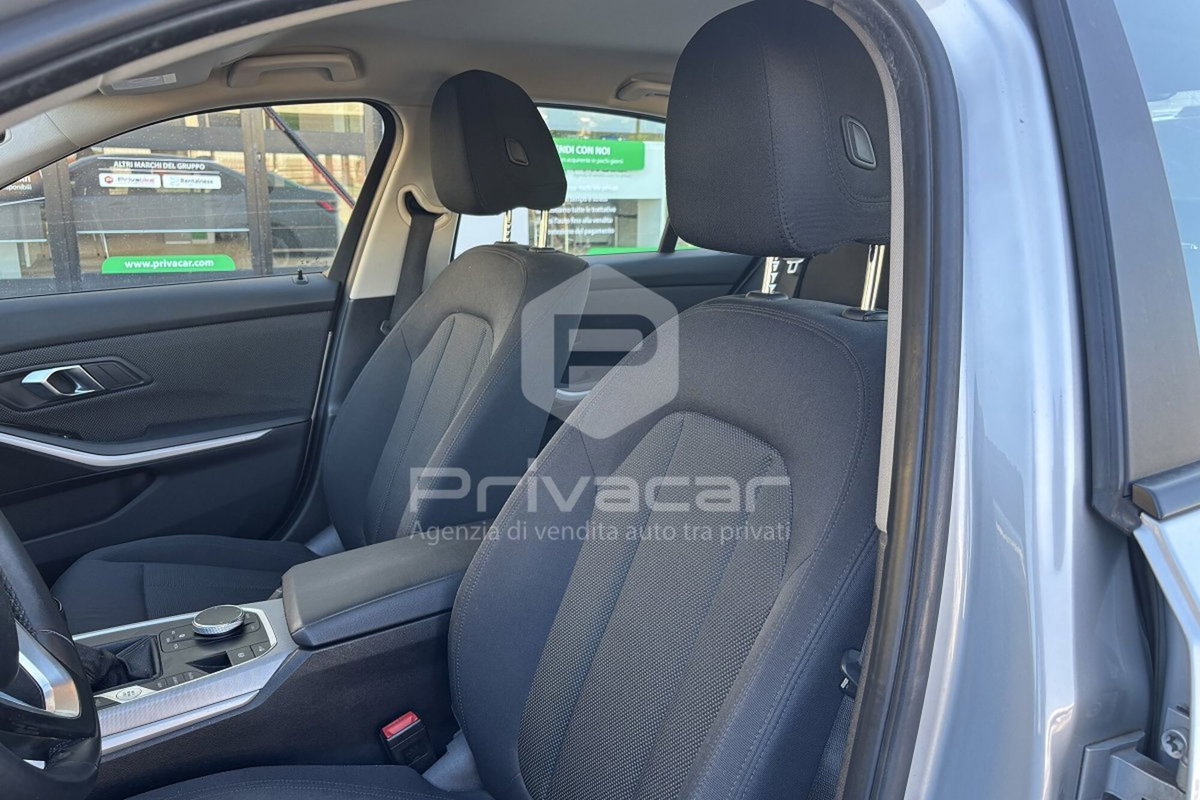 BMW Serie 3 318d (12)