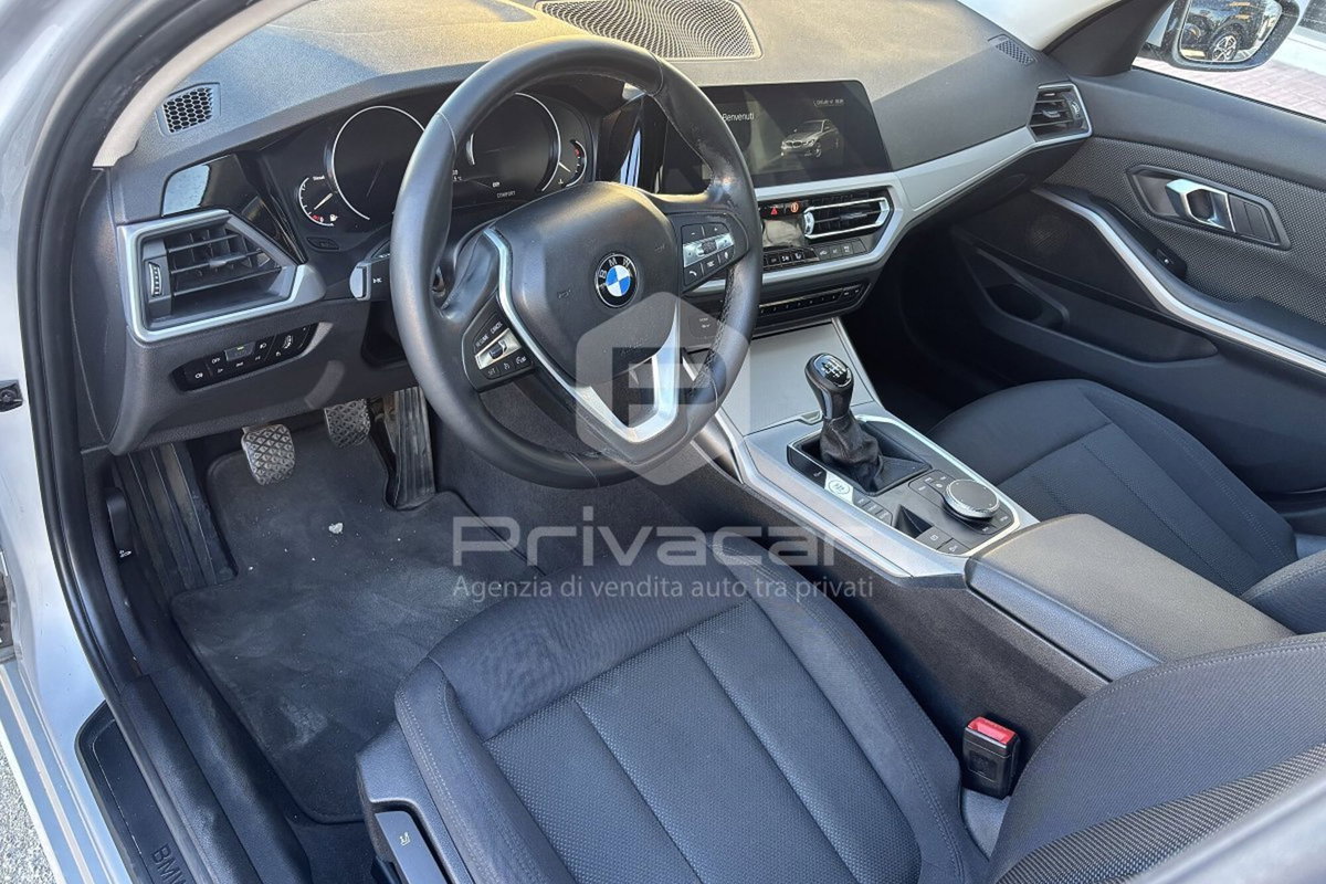 BMW Serie 3 318d (9)