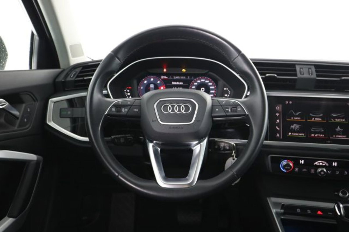 Audi Q3 35 TDI quattro S tronic Business Advanced (5)