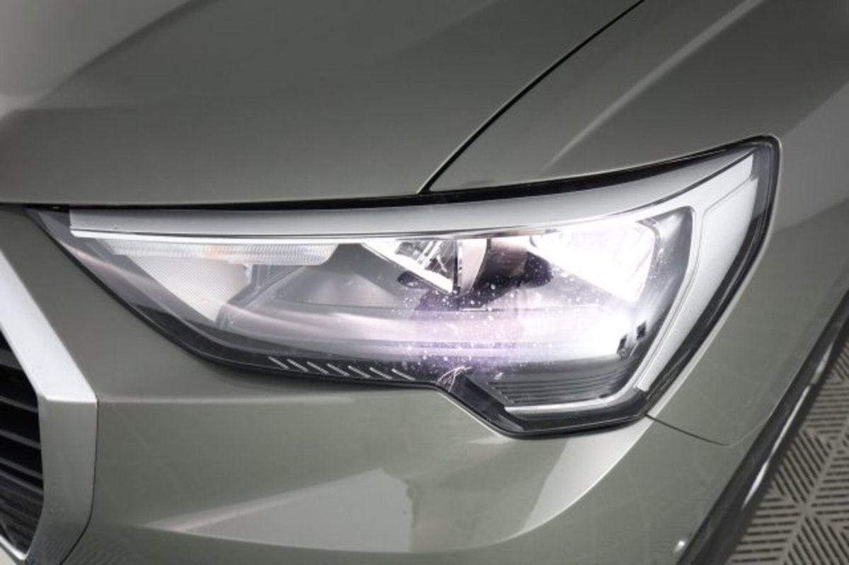 Audi Q3 35 TDI quattro S tronic Business Advanced (7)