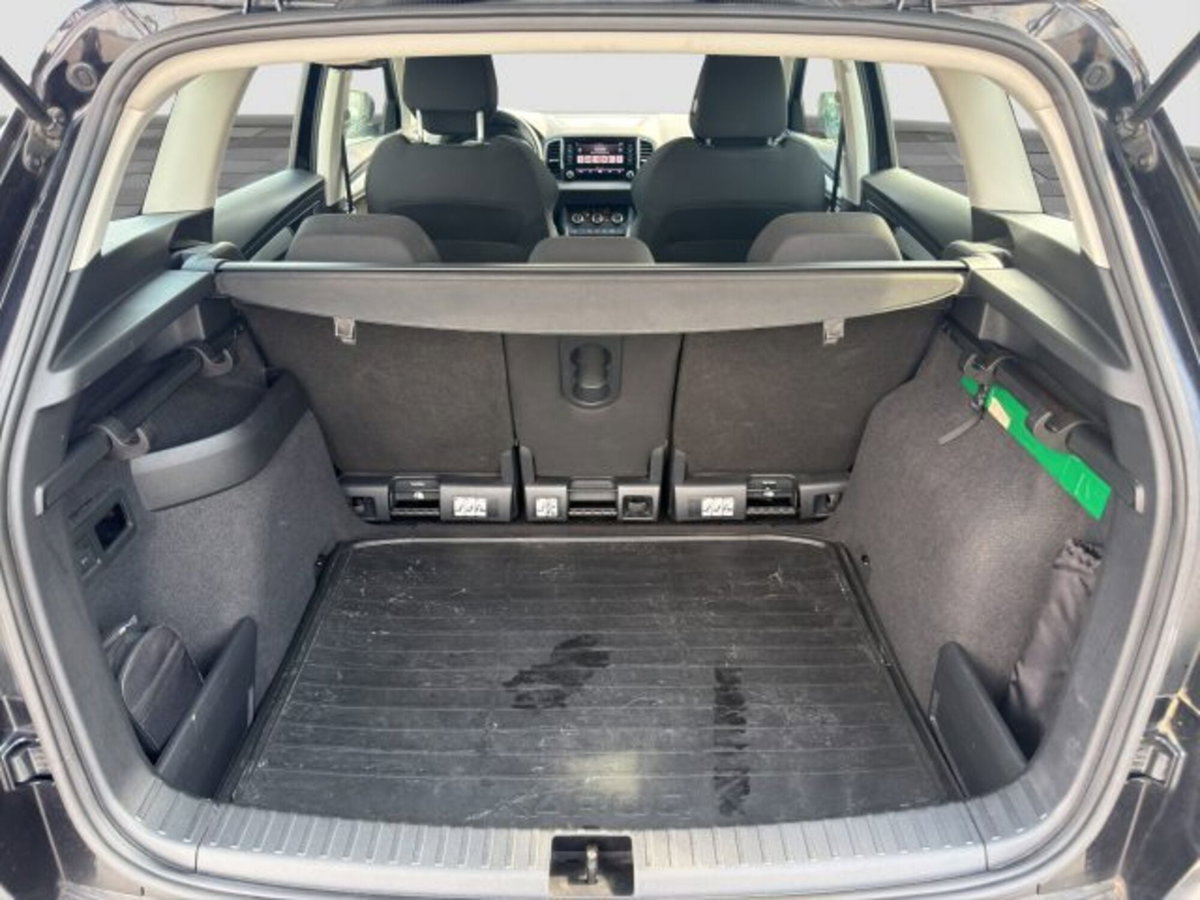 Skoda Karoq 1.5 tsi Executive dsg (14)