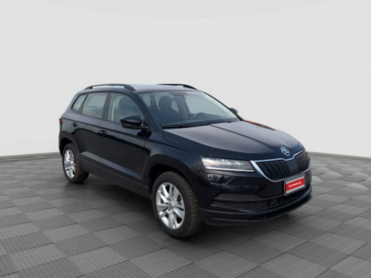 Skoda Karoq 1.5 tsi Executive dsg (7)