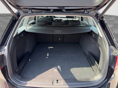 Volkswagen Passat Variant 2.0 TDI SCR EVO DSG Business (14)